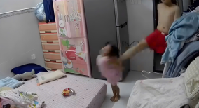 Bắt giữ nam thanh niên nhiều lần đánh đập con gái riêng 3 tuổi của vợ hờ