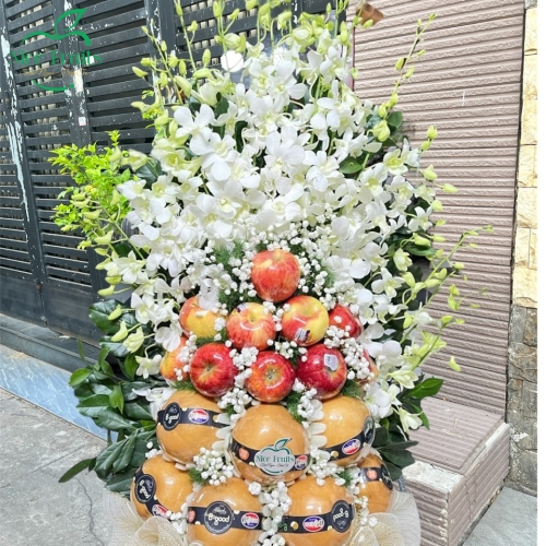 Tháp Hoa Quả thành kính Tưởng Niệm